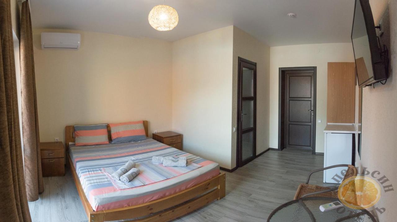 Apelsin Hotel Коблево Екстериор снимка