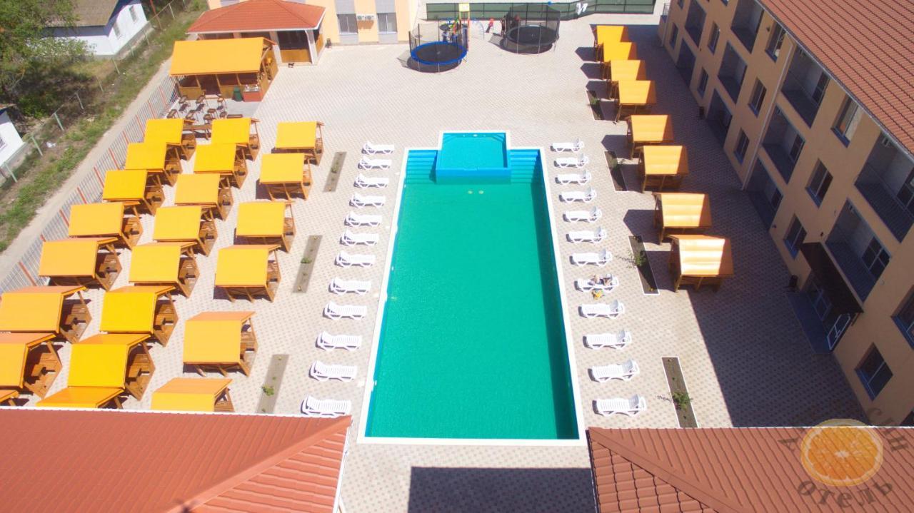 Apelsin Hotel Коблево Екстериор снимка