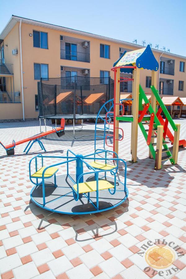Apelsin Hotel Коблево Екстериор снимка